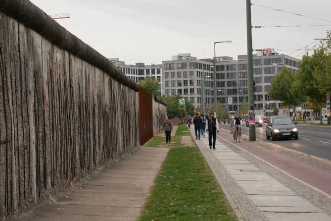 2.5-Hour Berlin Wall and Memorial Sites Walking Tour - Viewing platform for Berlin Wall Memorial, ending with perspective
