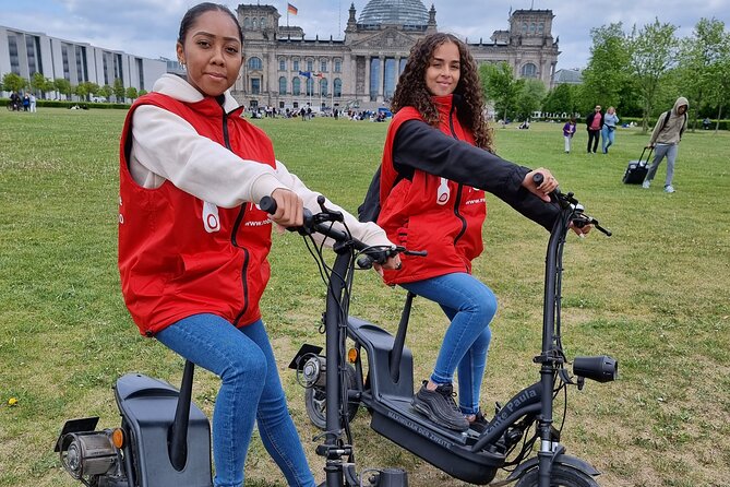 3-H E-scooter Sightseeing Tours in Berlin - The best way to make the most of the ride