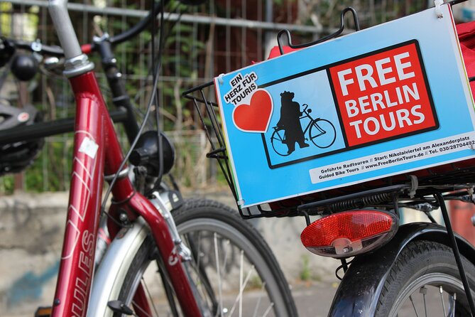 3-Hour Bike Tour of Tiergarten and Berlin's Hidden Places - Nikolaiviertel and the Märkisches Museum 3D models: Berlin’s origin and renewal