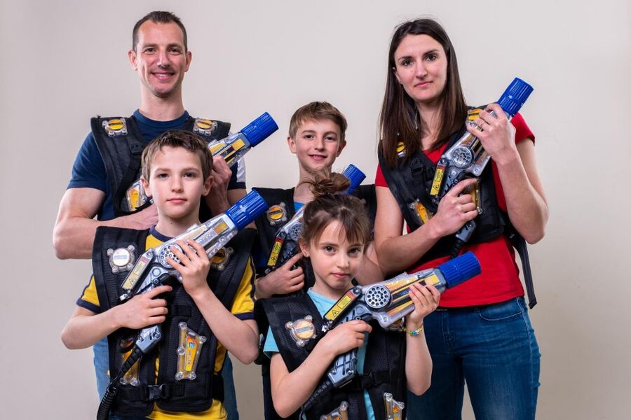 3 round zone Premium Lasertag - Inside the arena: modern playing areas and phaser-style action