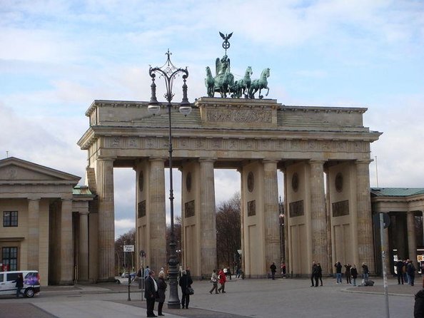 All-in-One Berlin Highlights on Foot: Private Walking Tour - Key things that make this tour worth it