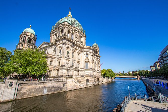 Architectural Berlin: Private Tour with a Local Expert - Museum Island’s neoclassical museum building and 19th-century art