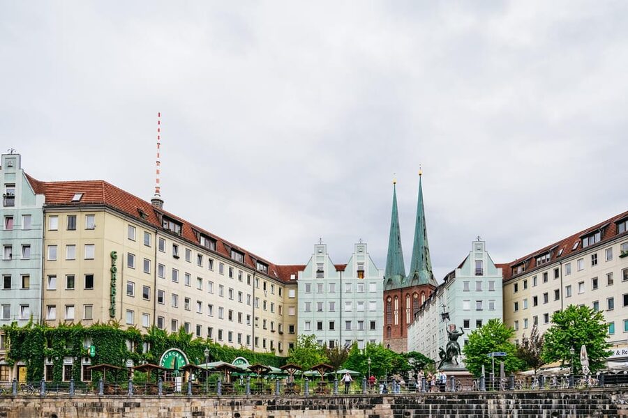 Berlin: 1-Hour City Sightseeing Cruise - Why 1 hour feels like the right amount of Berlin