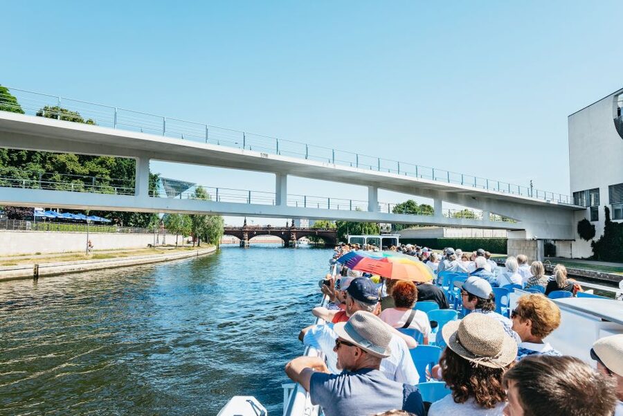 Berlin: 1-Hour City Tour by Boat with Guaranteed Seating - Should you book this 1-hour Berlin boat tour?