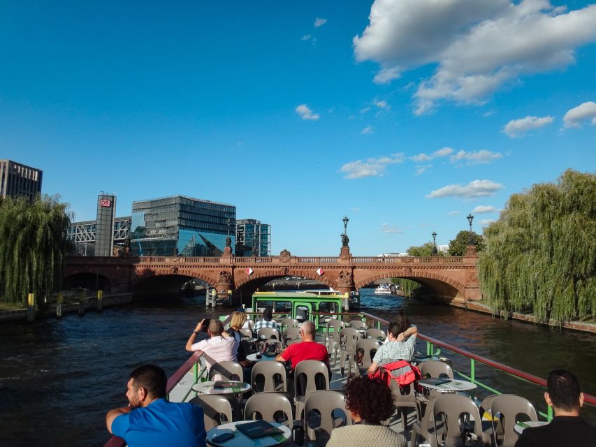 Berlin: 2.5-Hour East Side Boat Cruise with Commentary - Key points before you board