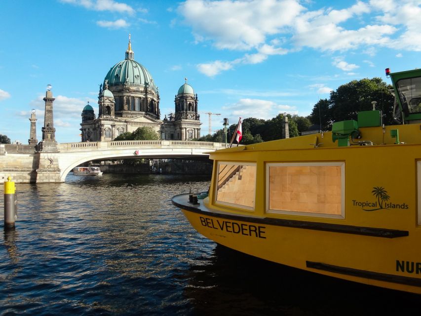 Berlin: 2.5-Hour East Side Boat Cruise with Commentary - Getting to Alte Börse pier and getting your bearings fast