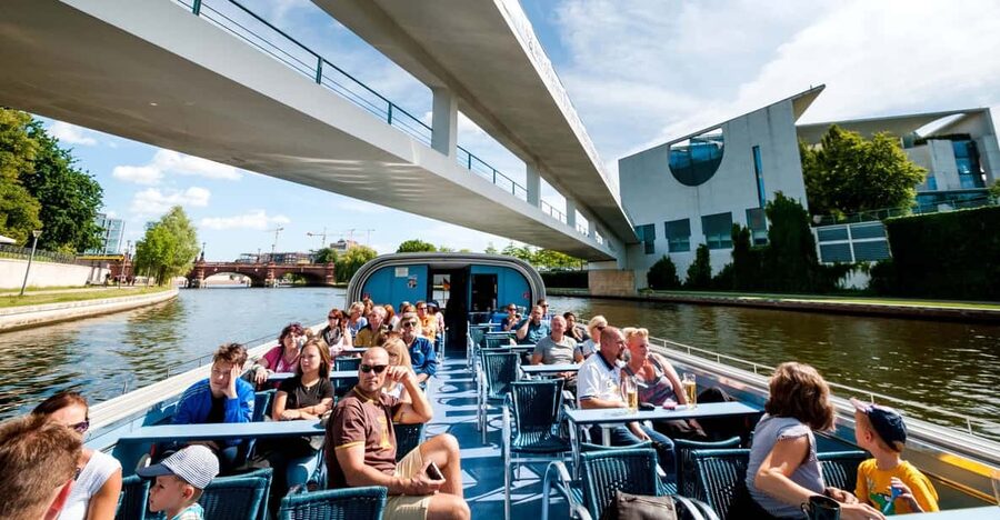 Berlin: 3.25-Hour Spree & Landwehrkanal Boat Tour - Why the Spree plus Landwehr Canal feels like Berlin 2.0