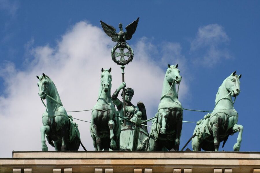 Berlin: 3-Hour Private Tour in French or Italian - A fast, private Berlin highlights route that actually helps you plan