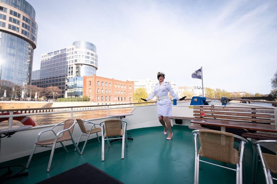 Berlin: Audrey Ahoi! Spree cruise with drag queen (HOL) - Price and Value: Is $33 Worth It?
