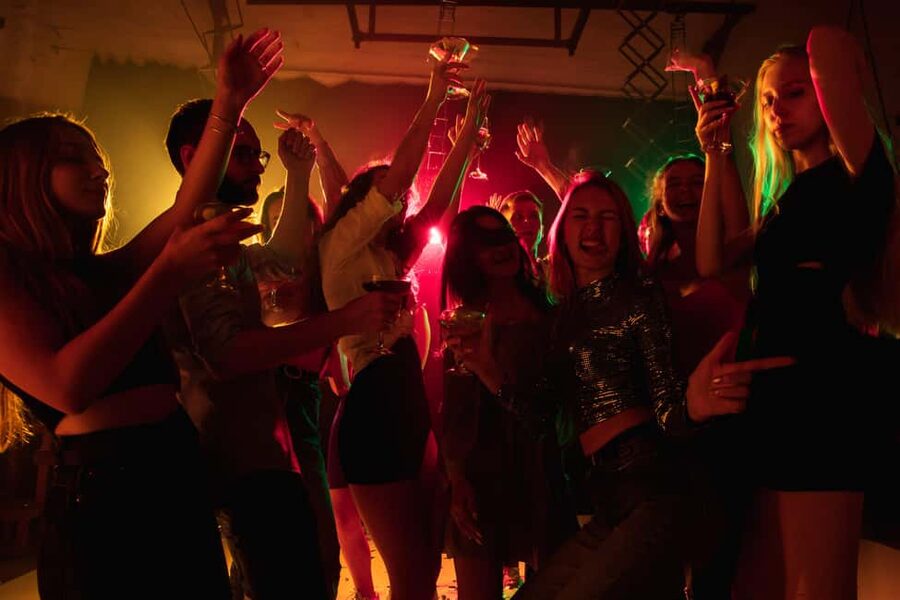 Berlin: Bar & Party Tour with Free Shots & VIP Club Access - How to Get the Best Night Out (Practical Tips)