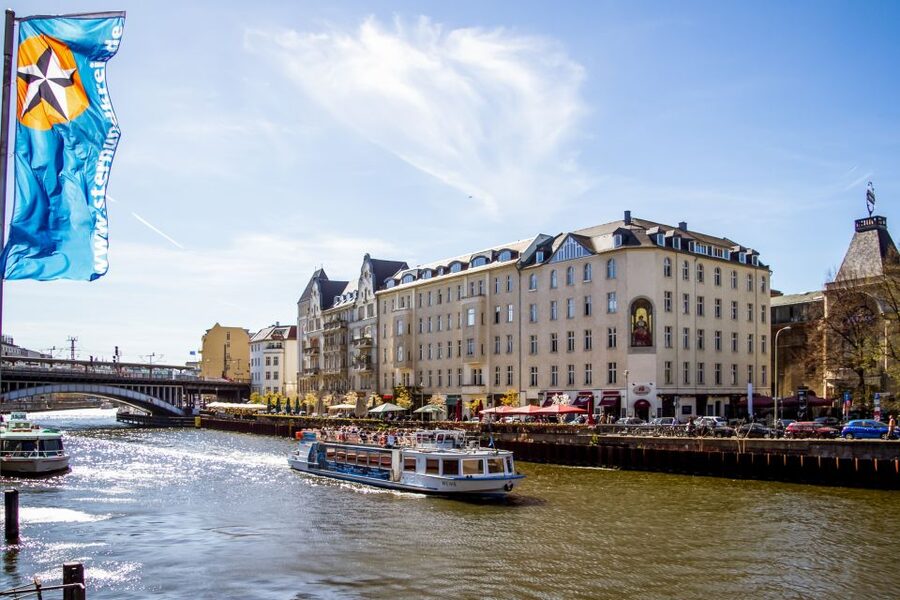 Berlin: Boat Tour Along the River Spree - Who This River Spree Cruise Is Best For