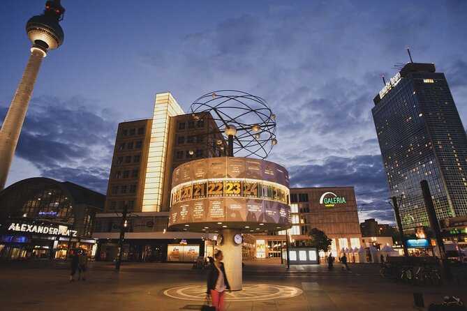 Berlin by Night Private Tour - All Must-See Sites Magically Lit Up at Night - Price and logistics: what $120 buys you
