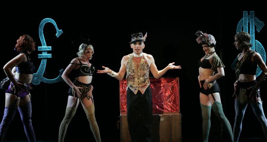 Berlin: Cabaret – The Berlin Musical at Tipi am Kanzleramt - What the 3-hour night really feels like, step by step