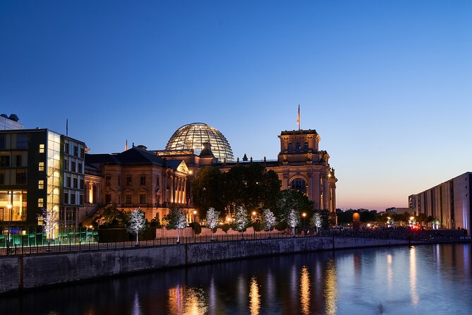 Berlin Capital 4-Course Sunset Dinner Cruise Including Drinks - Quick Practical Tips for a Smooth 6:30 pm Meetup