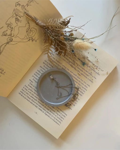 Berlin: Casting Workshop with Natural Materials - Berlin Craft Workshop in Gesundbrunnen: What You Do in 1 Hour