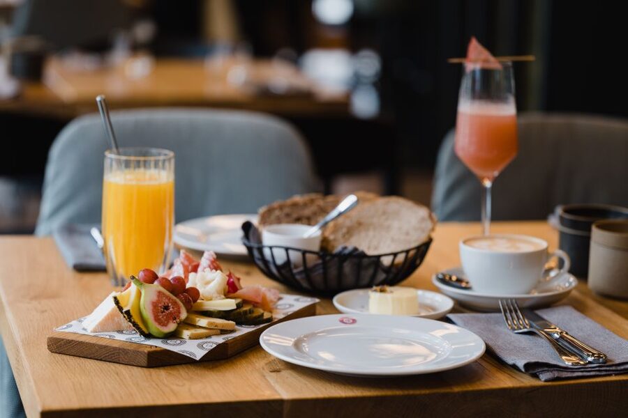Berlin: Champagne Fine Dining Breakfast in Kreuzberg - Kreuzberg morning, upgraded: what this Champagne breakfast actually feels like