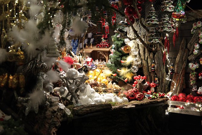 Berlin Christmas Markets Walking Tour - Bebelplatz: Book Burning Memorial Meets a Proper Market Stop