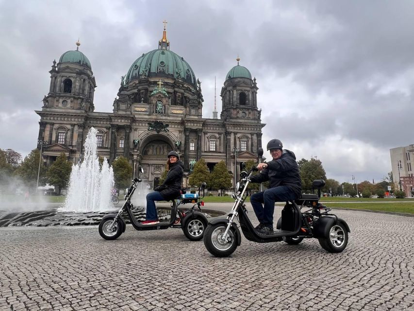 Berlin City: 2 Hour Guided Fat Tire E-Scooter Tour - Guides, languages, and small groups that keep everyone on track