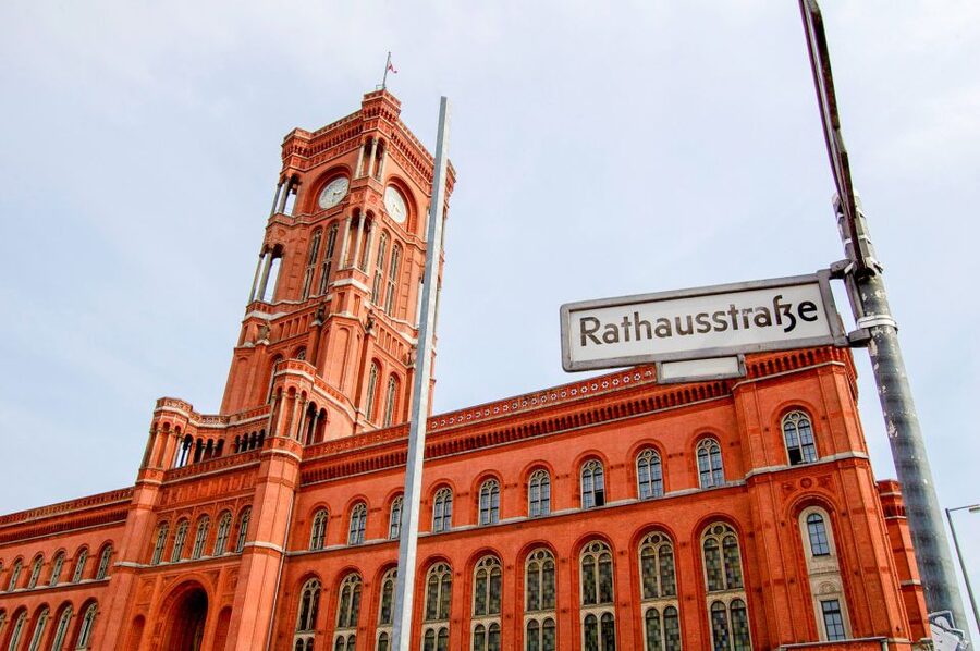 Berlin: City Center Walking Tour - Bebelplatz and Prinzessinnenpalais gardens for a quieter kind of beauty