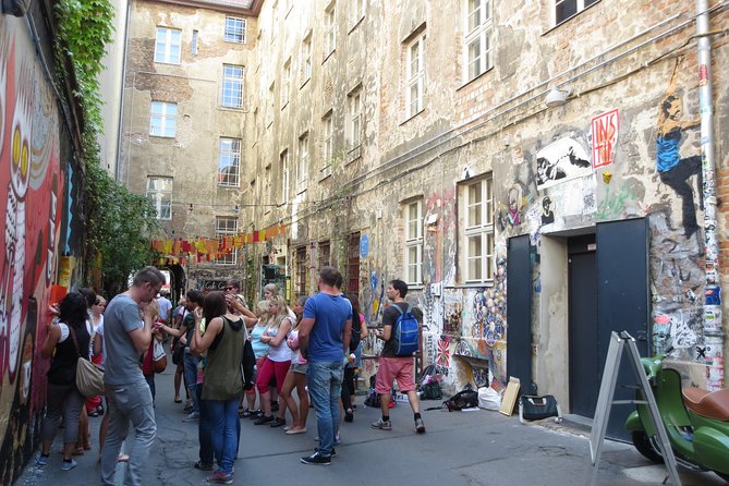 Berlin City Walking Tour of Scheunenviertel and Hackesche Höfe in Berlin Mitte - Price and what you really get for $289.95 per group