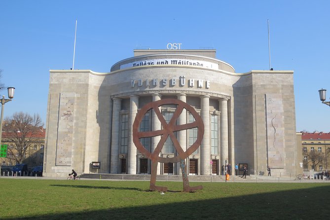 Berlin City Walking Tour of Scheunenviertel and Hackesche Höfe in Berlin Mitte - How the timing works, and why start location matters