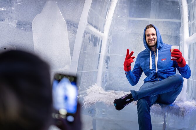 Berlin Combo: Hop-On-Hop-Off Bus and Icebar Ticket - Audio Commentary: Helpful, But Not Guaranteed to Be Perfect