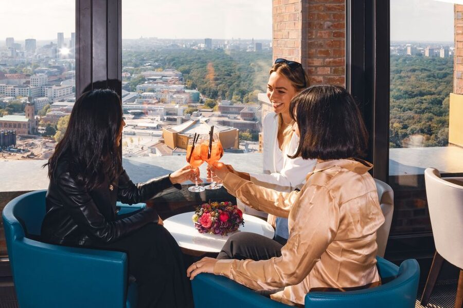 Berlin: Combo-Ticket for Panoramapunkt with Crémant at Café - Key highlights you should care about