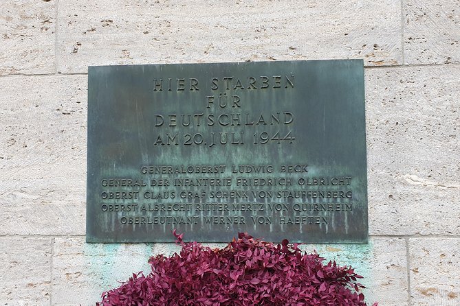 Berlin during Nazism - Tour in Italian - How this route teaches you Berlin after 1945