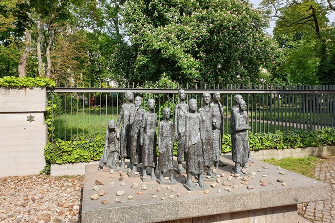 Berlin during Nazism - Tour in Italian - German Resistance Memorial Center and Operation Valkyrie at the heart of defiance