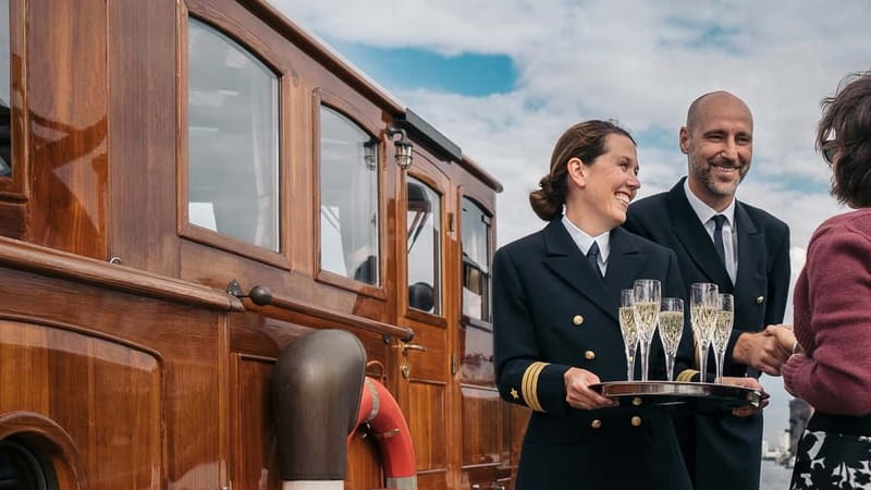 Berlin: Evening Yacht Cruise with Aperitif & Dinner Upgrade - Seating Choices That Actually Change Your Experience