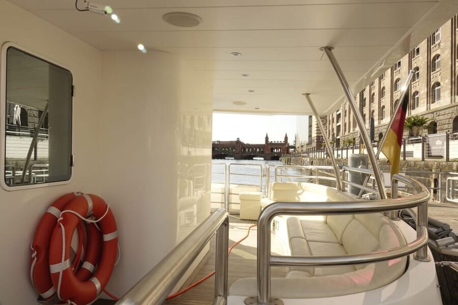Berlin: Exclusive Boat Tour on a Solar-Powered Catamaran - FAQ