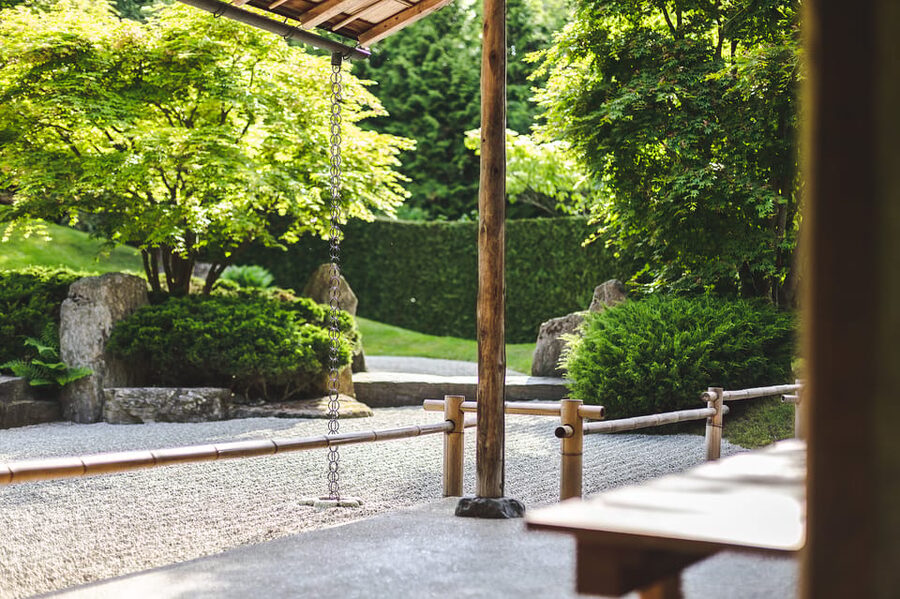 Berlin: Gärten der Welt Guided Tour - “Bali to England and China”: how the route connects themed areas