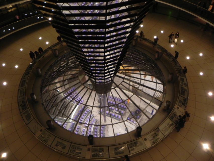 Berlin: Government District Tour and Reichstag Dome Visit - Reichstag dome and roof terrace: what you see, and what the guide helps you get