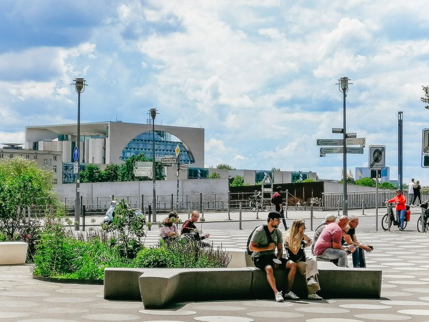 Berlin: Government Quarter Tour and Reichstag Dome Visit - Should you book this Reichstag dome tour
