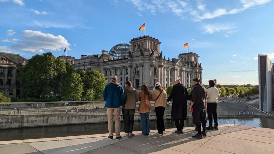 Berlin: Government Quarter Tour and Reichstag Dome Visit - Why the Reichstag dome visit makes this tour click