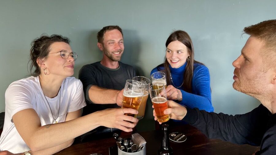 Berlin: Guided Craft Beer & Cultural Tour With Snacks - Pacing and Timing: Can You Handle 3 Hours of Walking and Sipping?