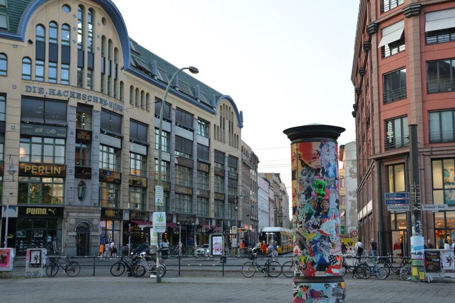 Berlin: Hackesche Höfe Courtyards Walking Tour - Quick Facts You Can Use to Plan Your Day
