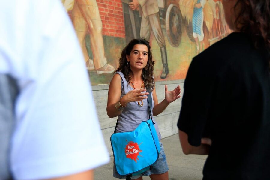 Berlin Highlights in One Day - Baroque Berlin and the Clues in the Streets