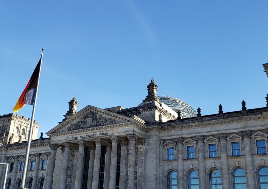 Berlin: Highlights of the City - a Private Bus Tour - Key highlights you will actually feel on the ground