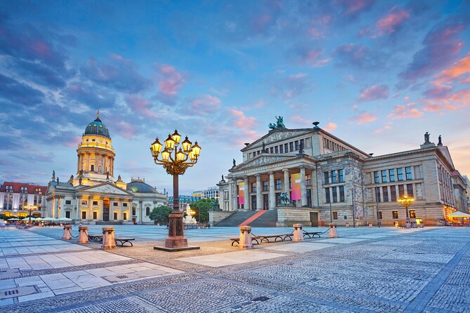 Berlin Highlights Self guided scavenger hunt and Walking Tour - Languages and Group Dynamics That Keep Everyone In It
