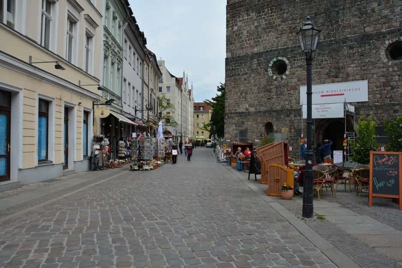 Berlin: Historic Center Walking Tour with a Real Berliner - Meeting at Nikolaikirche: Why This Start Point Matters