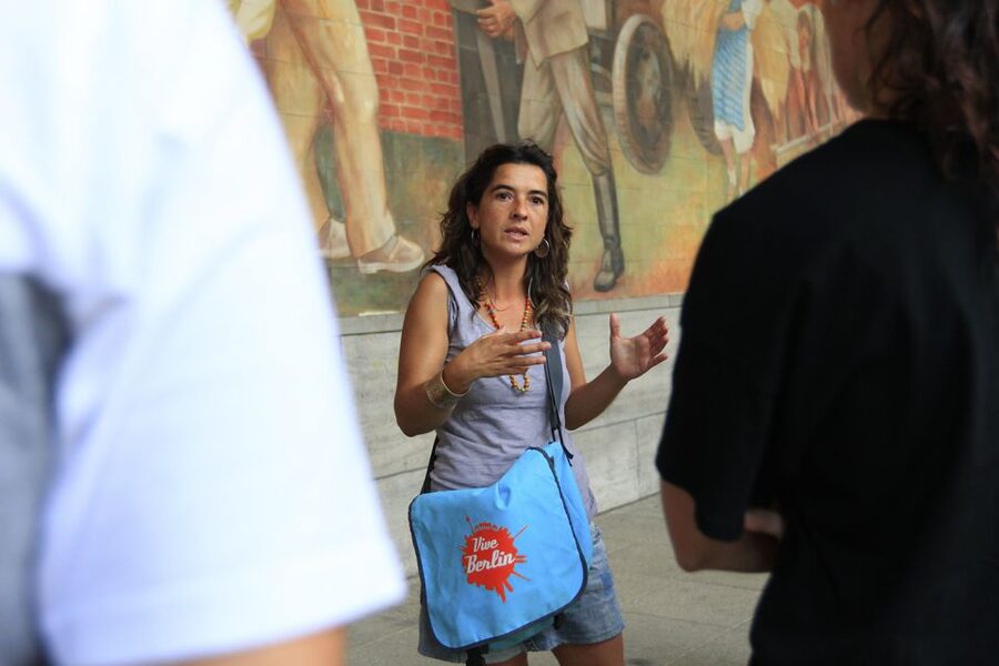 Berlin Historical Highlights Walking Tour - Potsdamer Platz: the starting point that sets the tone