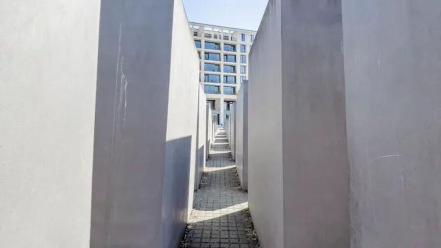 Berlin: Hitler's Berlin The Rise & Fall Guided Walking Tour - Topography of Terror: where terror became policy and place