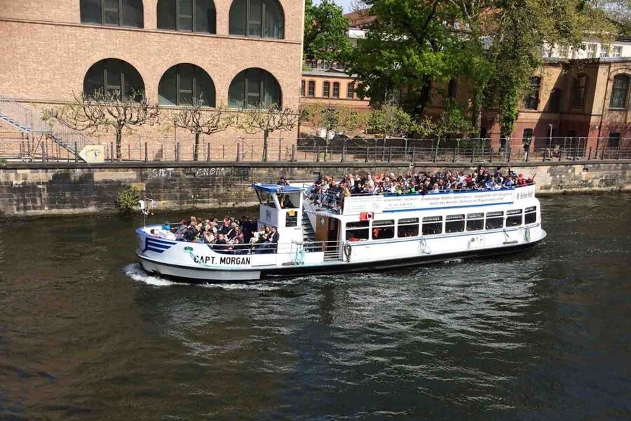 Berlin: Hop-On-Hop-Off Bus with Boat Cruise Option - Your Loop Starts at Kurfürstendamm, Not in the Middle of Nowhere
