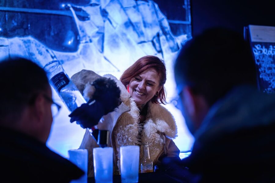Berlin: Icebar Entrance with Complimentary Drinks - Skip the ticket line and manage your time slot near Alexanderplatz