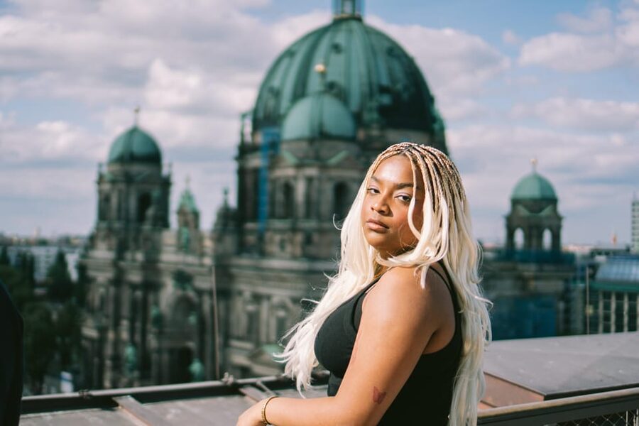 Berlin: Instagram Tour of the most visited spots - Stop 4: subway or metro transfer, and why the ticket matters