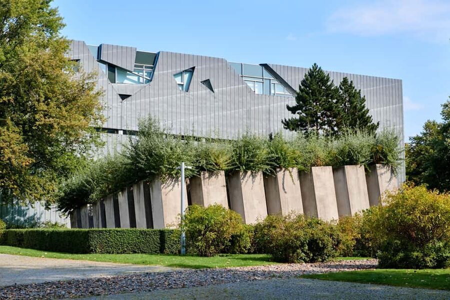 Berlin: Jewish Museum Highlights Tour - Jewish Culture in the Present: Why the Tour Ends Where It Should