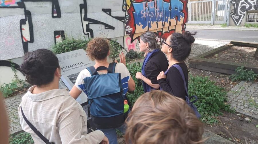 Berlin: Jewish Walking Tour including World War II - Price and Value: Is $318 Reasonable for This Tour?