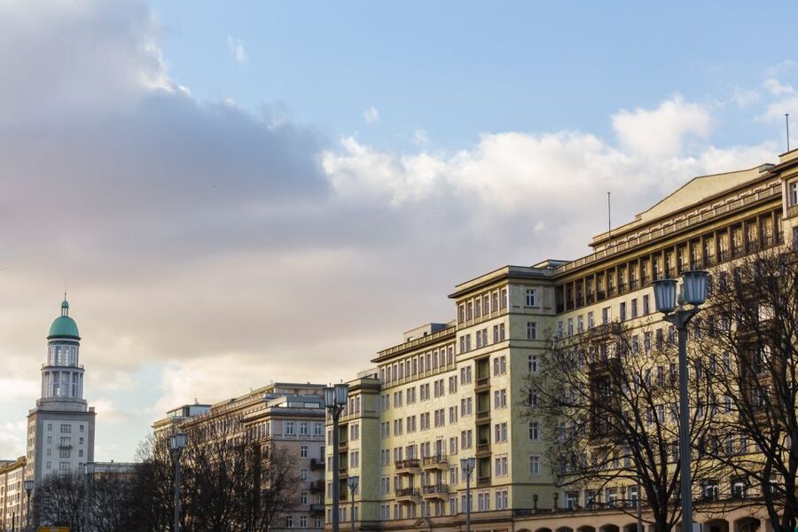Berlin: Karl-Marx-Allee 2-Hour Tour - Frankfurter Tor Towers: The First Big Wow