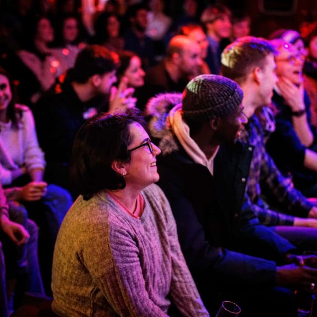 Berlin: Laughing Spree Comedy Show on a Boat - The 8pm start, deck time, and that free welcome shot